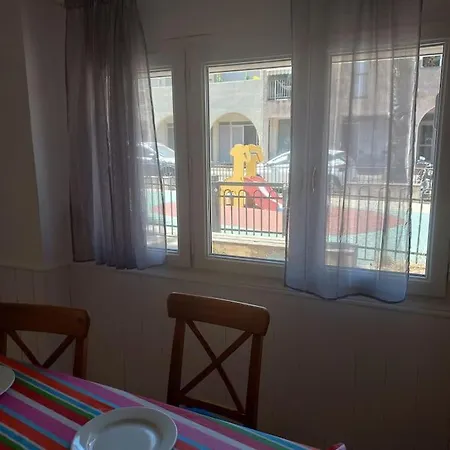 Des Sablettes -st Mandrier Maison Du Pecheur Nyaraló La Seyne-sur-Mer