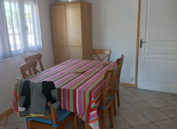 Des Sablettes -st Mandrier Maison Du Pecheur * La Seyne-sur-Mer