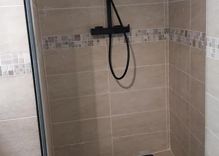 Des Sablettes -st Mandrier Maison Du Pecheur